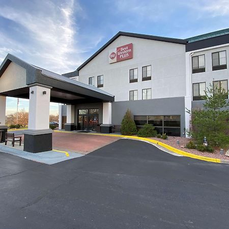 Best Western Plus Kansas City Airport - Kci East Exterior photo